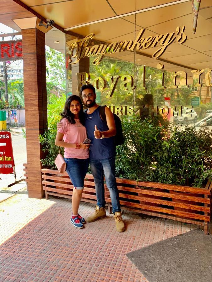 Thayamkery'S Royal Inn Kochi Extérieur photo